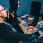 на номер постоянно приходят СМС с кодом подтверждения