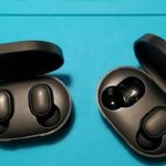 Почему не играет один беспроводной наушник